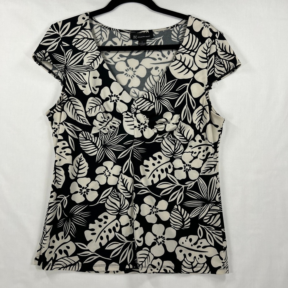 INC International Concepts Black & White Tropical Floral Top Size L